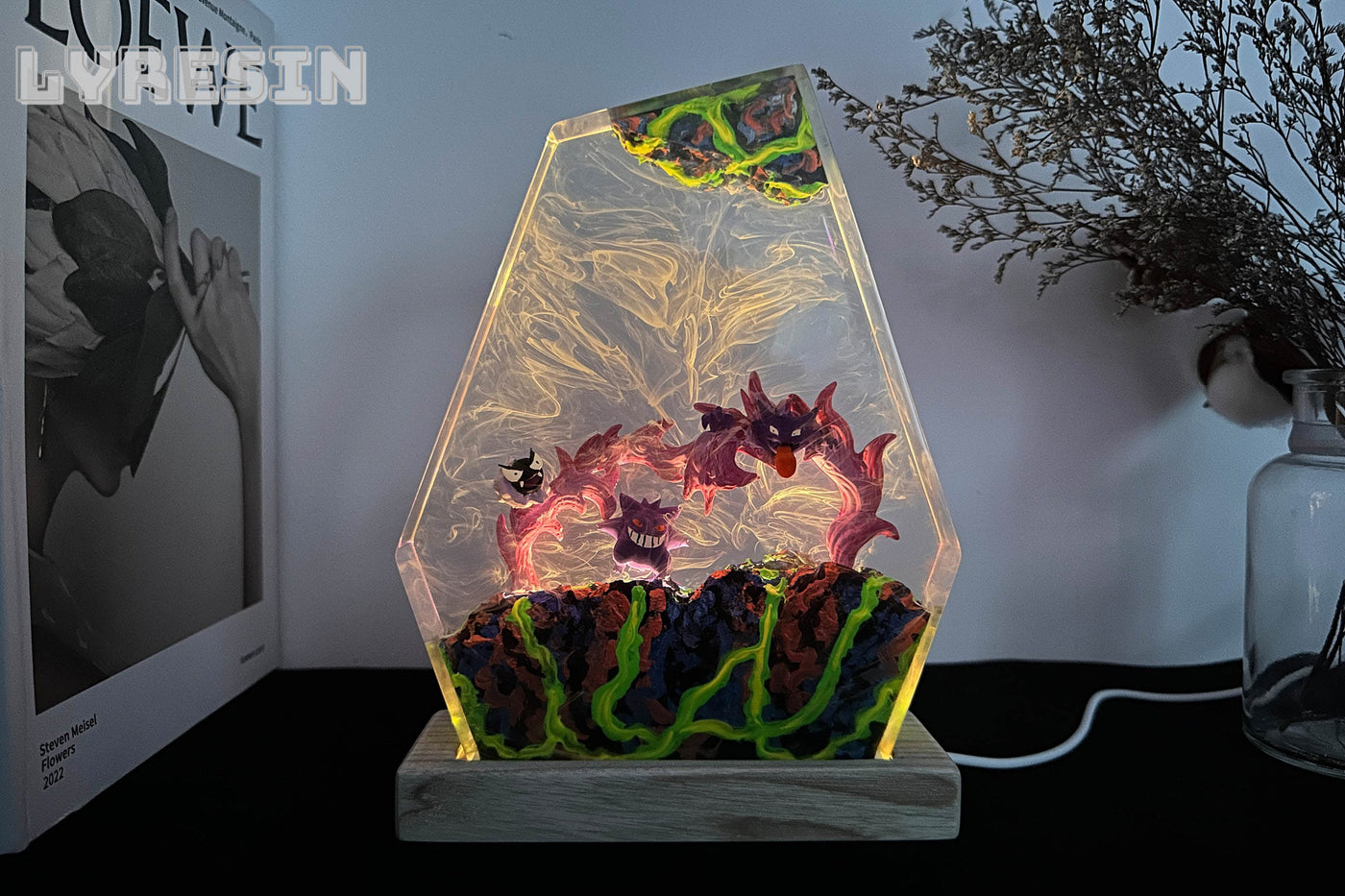 Gengar Epoxy Resin Lamp 3