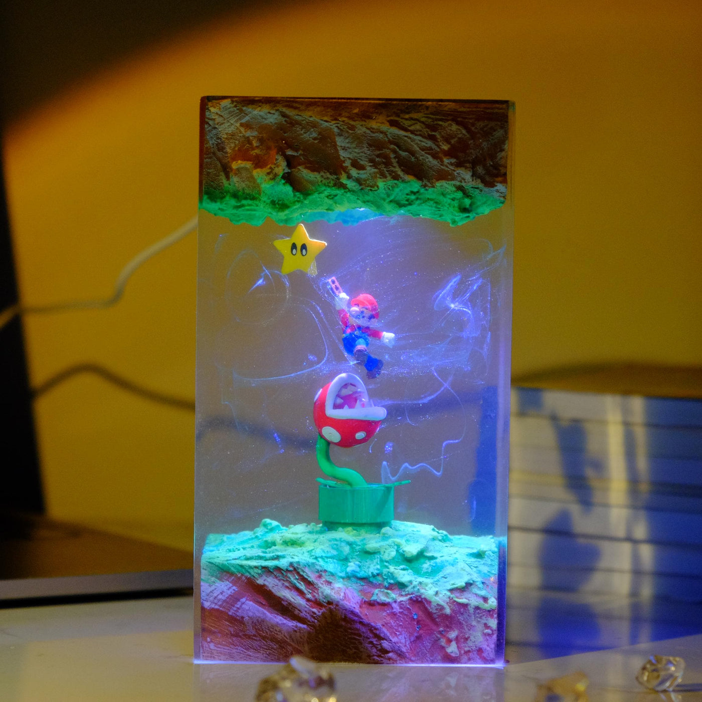 Super Mario Resin Lamp 2