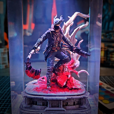 Hunter Resin Lamp