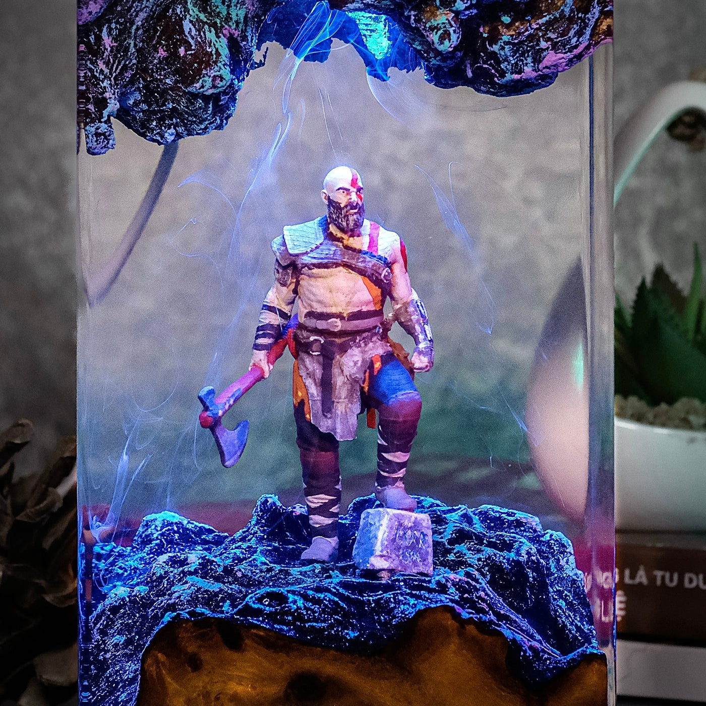 Legendary Kratos Resin Lamp