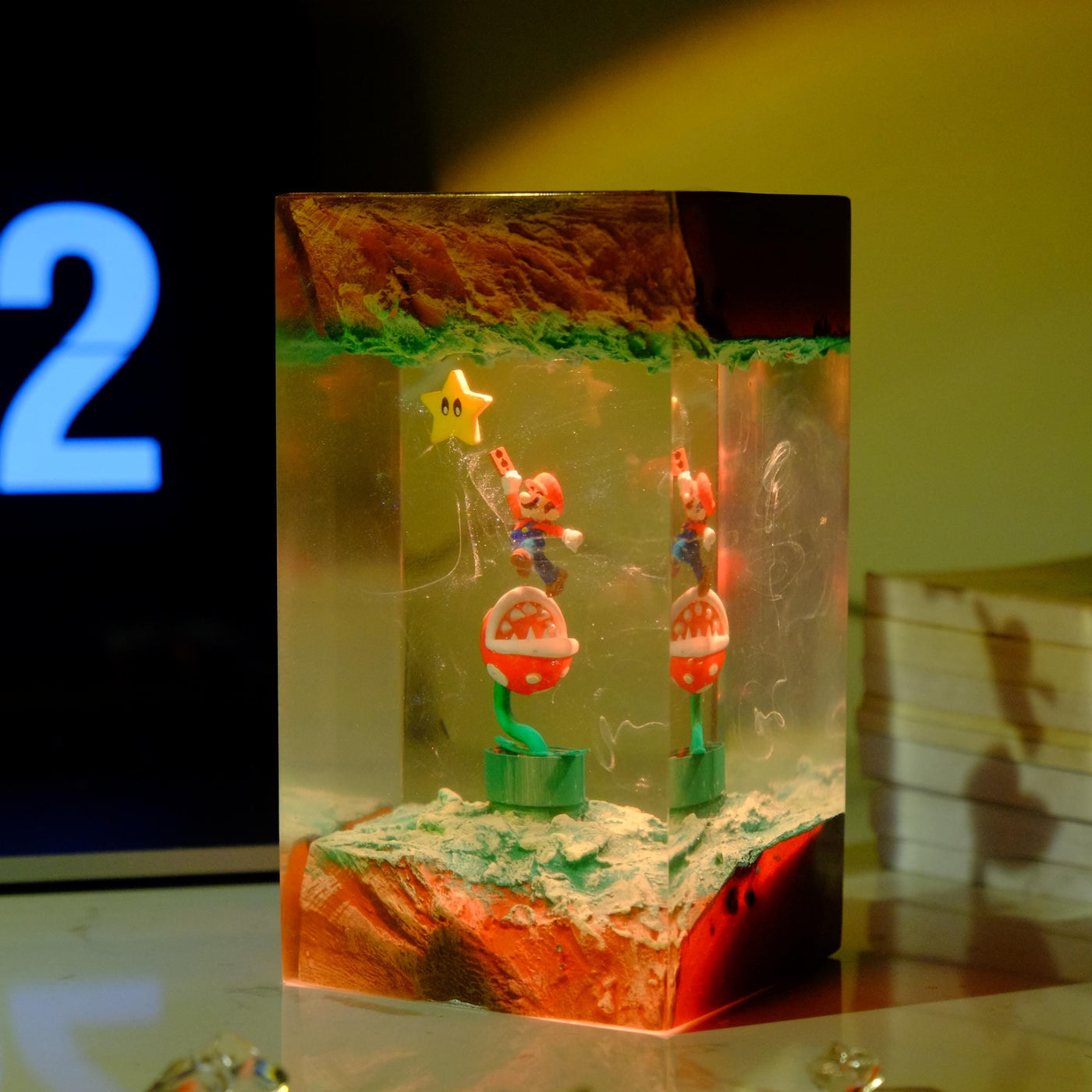 Super Mario Resin Lamp 2