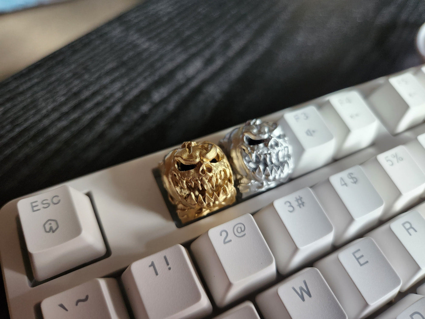 Hollow Pumpkin Metallic keycap