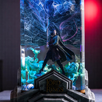 Aragorn Resin Lamp