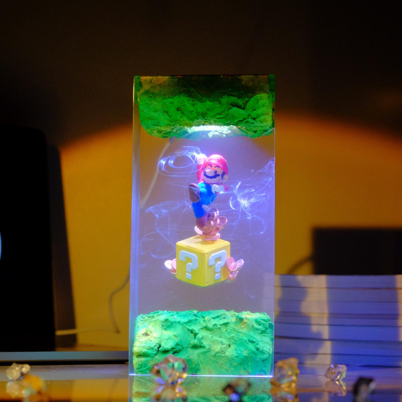 Super Mario Resin Lamp 2