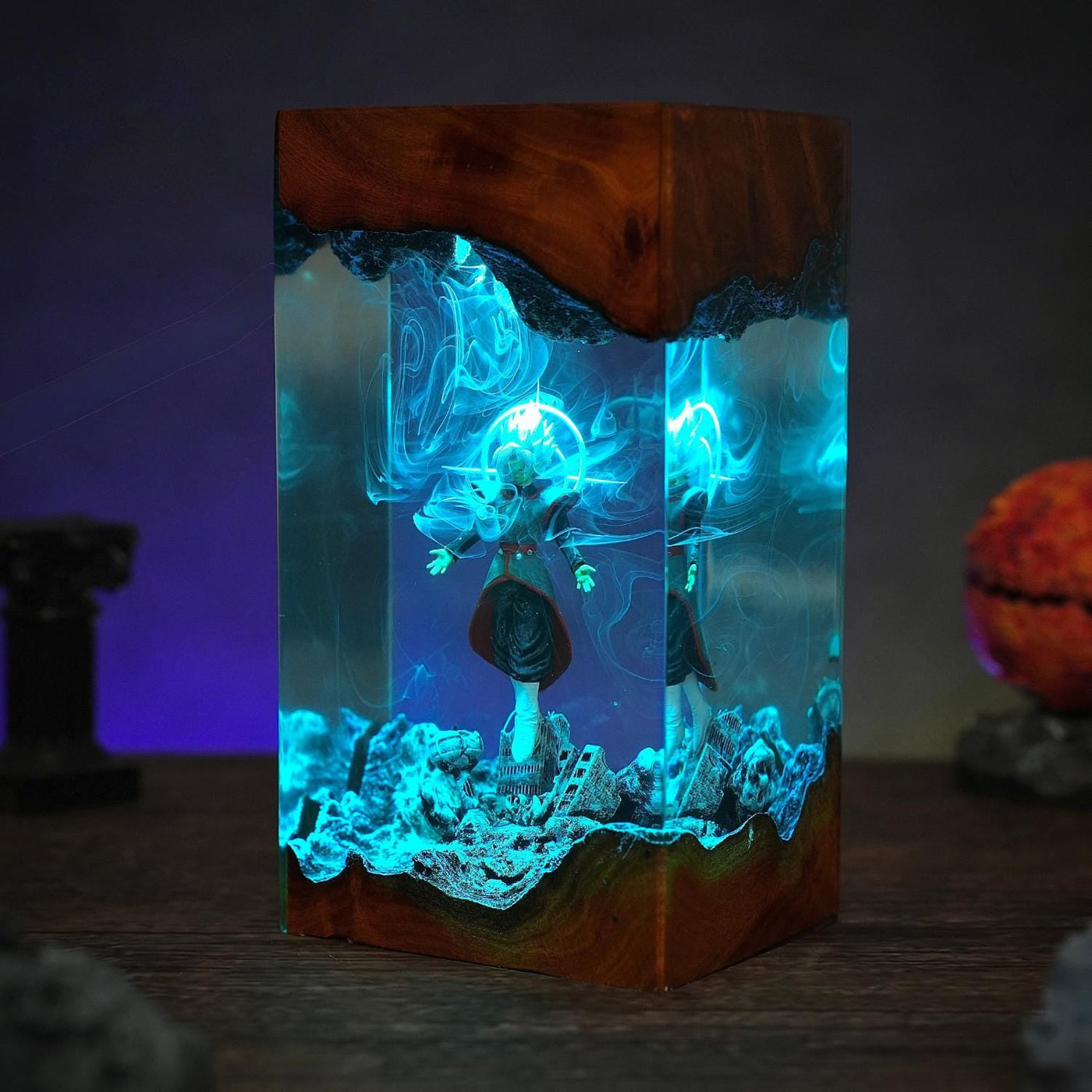 Fused Zamasu Resin Lamp