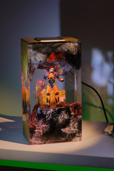 Custom Haft Life Resin lamp