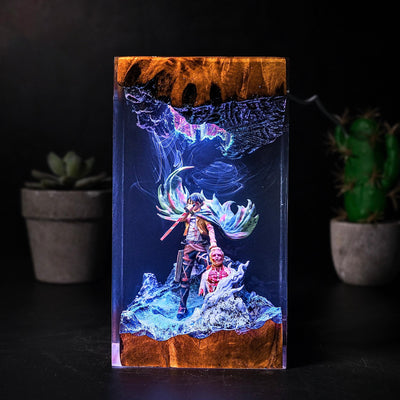 Levi Resin Wood Lamp