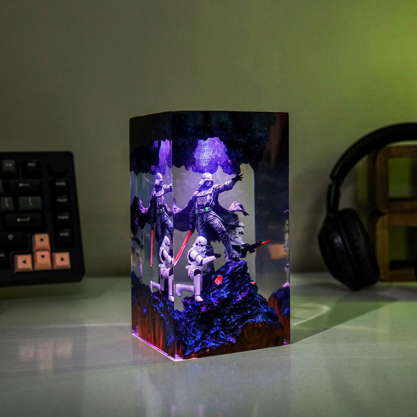 Da.rth Va.der Diorama Resin Lamp