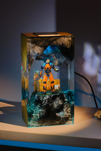 Custom Haft Life Resin lamp
