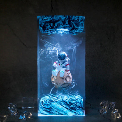 Astronaut Resin Lamp