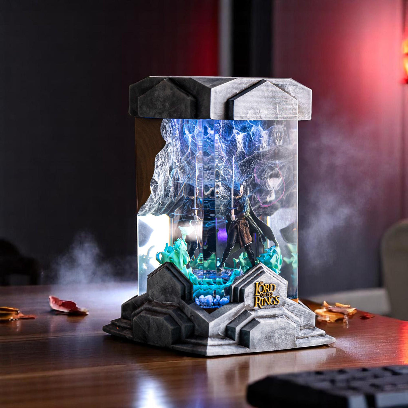 Aragorn Resin Lamp