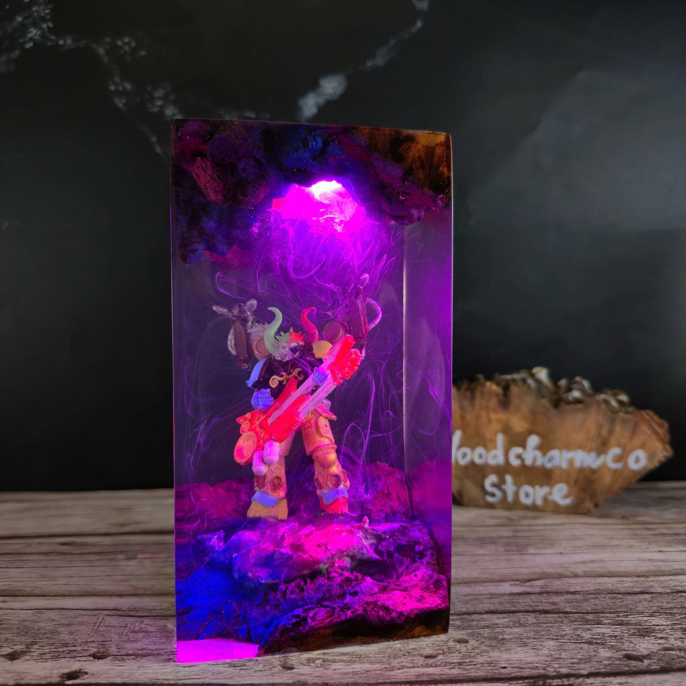Spacemarine Warhammer Resin Lamp
