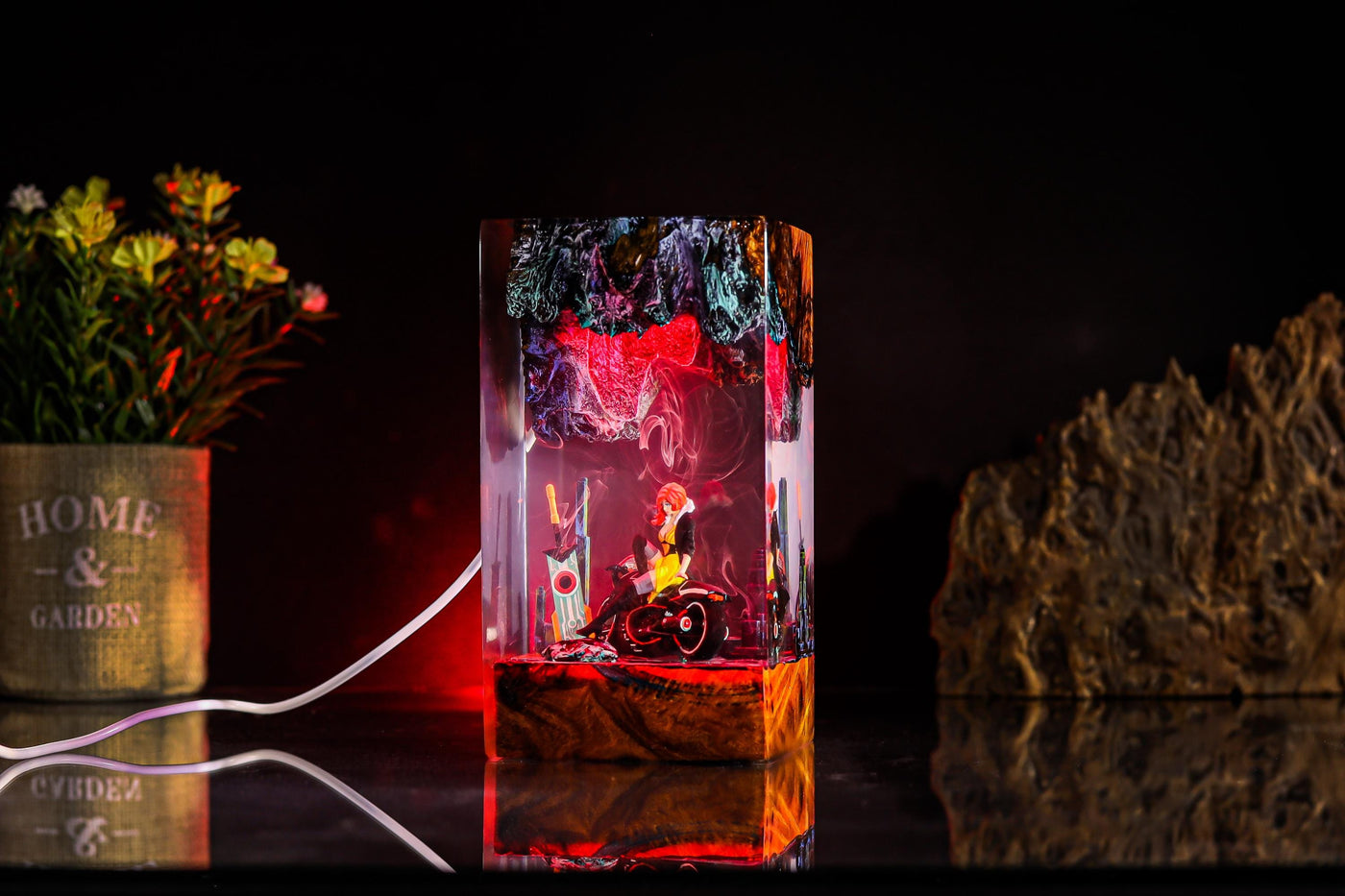Red from the game Transistor Resin Lamp