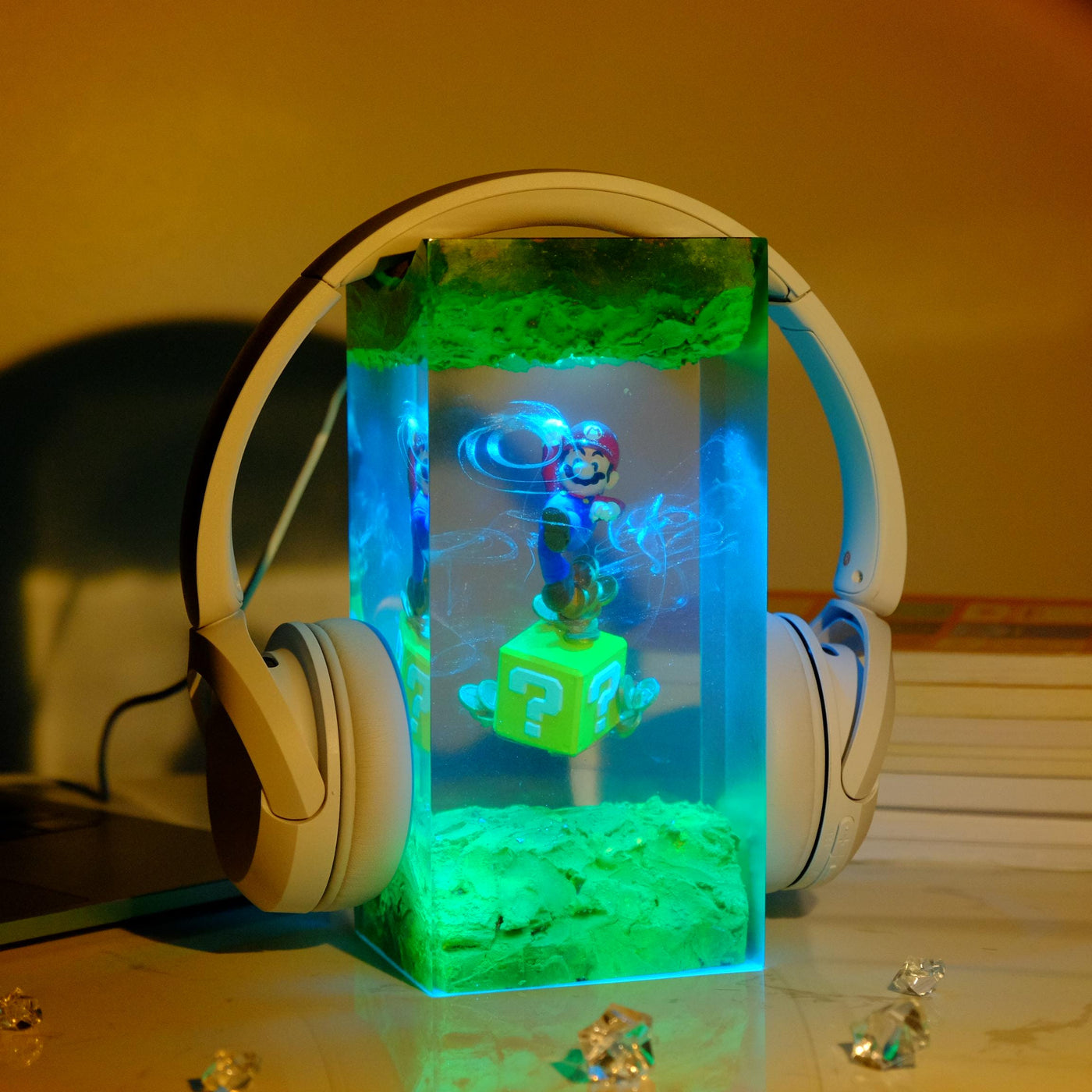 Super Mario Resin Lamp 2