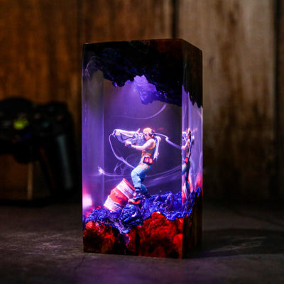 Raz.e Valor.ant Epoxy Resin Wood Lamp