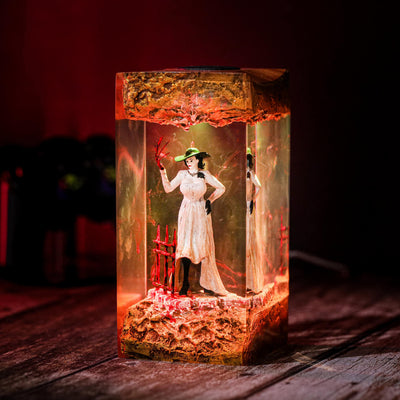 Alcina Dimitrescu Resident Evil Lamp