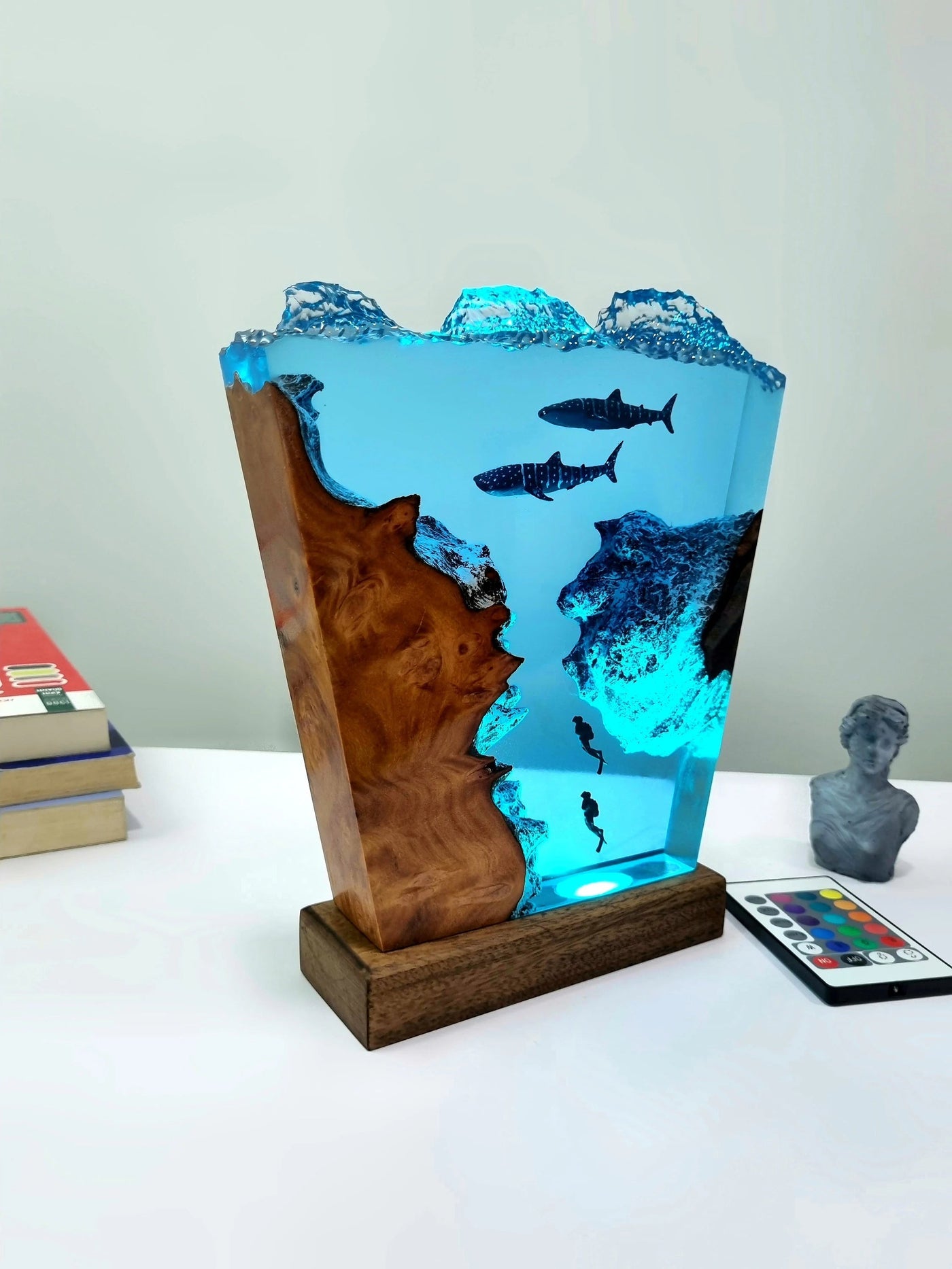 Great Whale Shark Resin Lamp(OR)