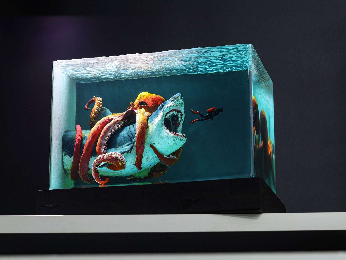 Shark vs Kraken Fight Diorama Megalodon(MTR)
