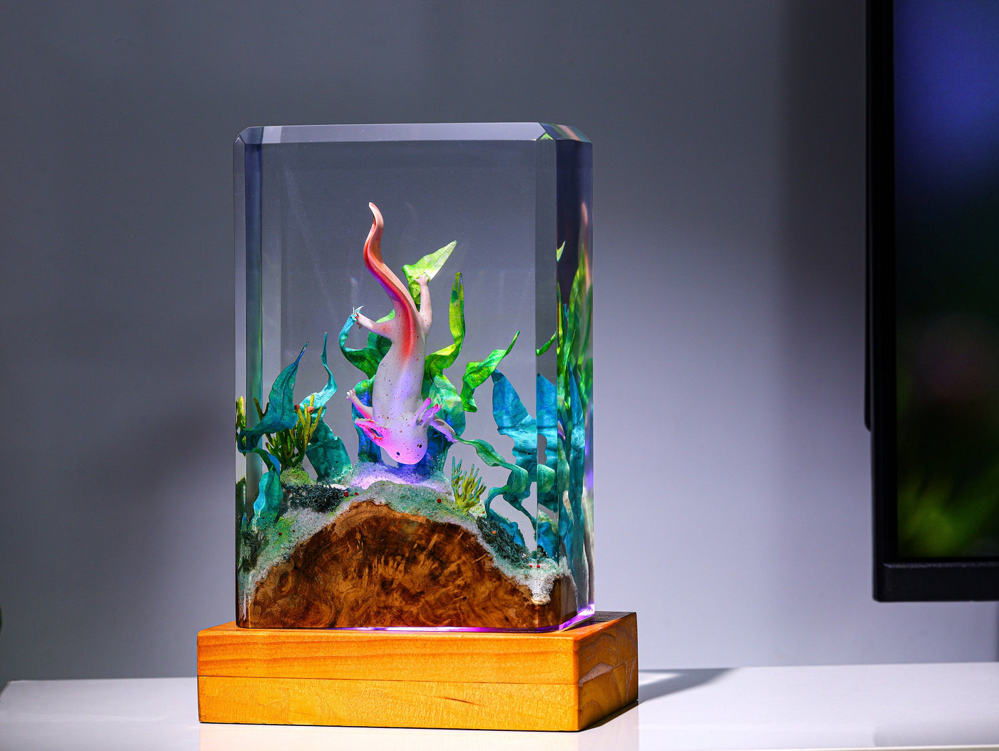 Axolotl Epoxy Resin Lamp