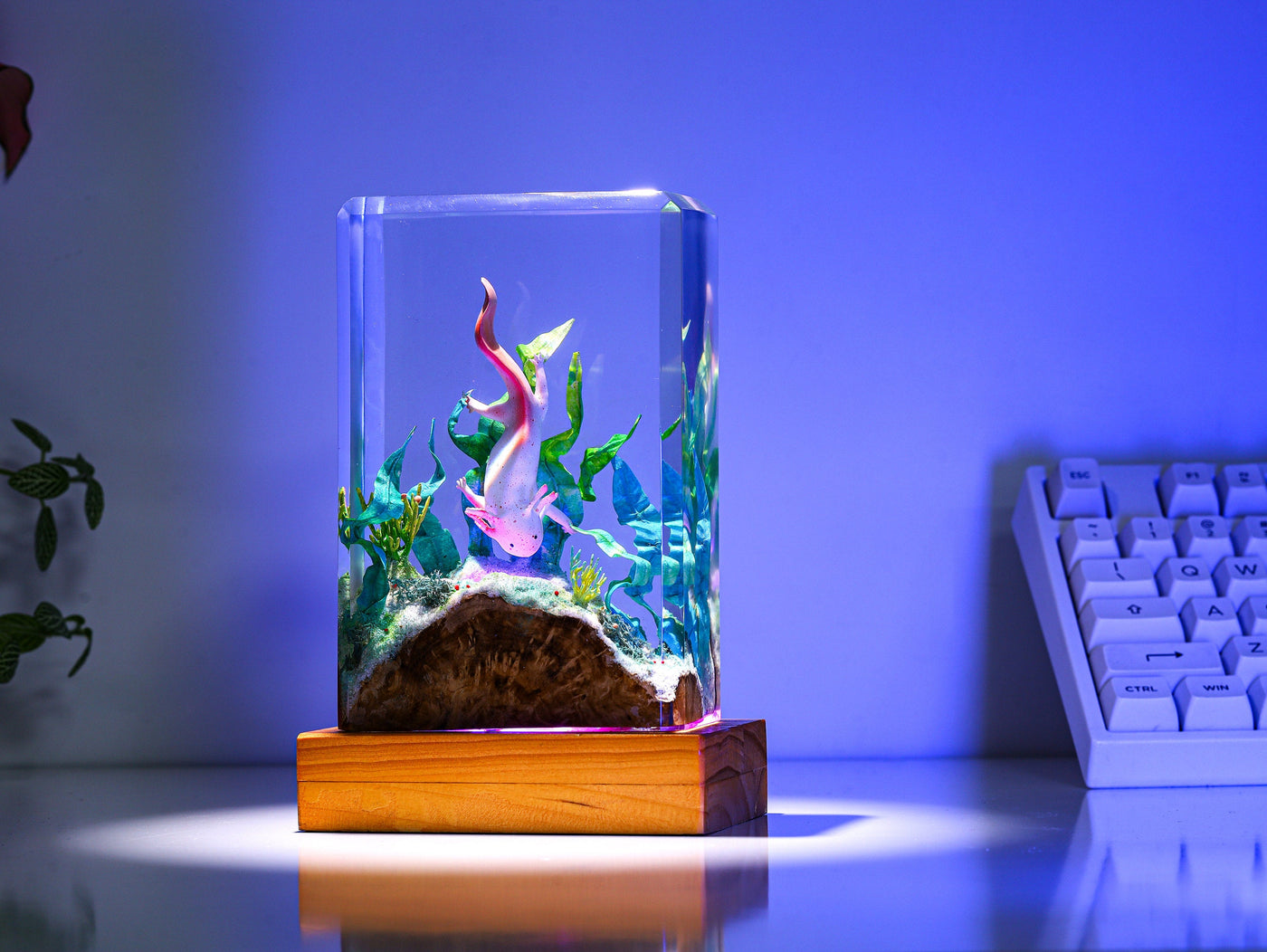 Axolotl Epoxy Resin Lamp