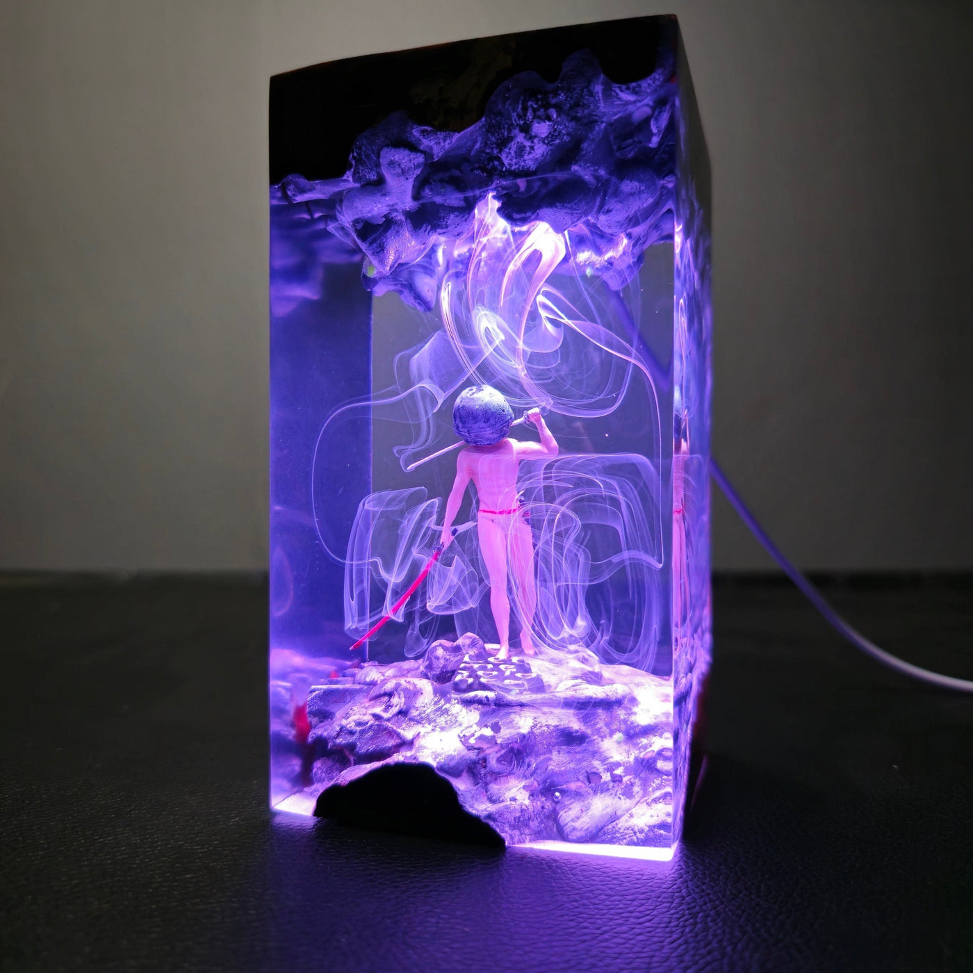 Let's Me Solo Her Figure Resin Lamp(VD)