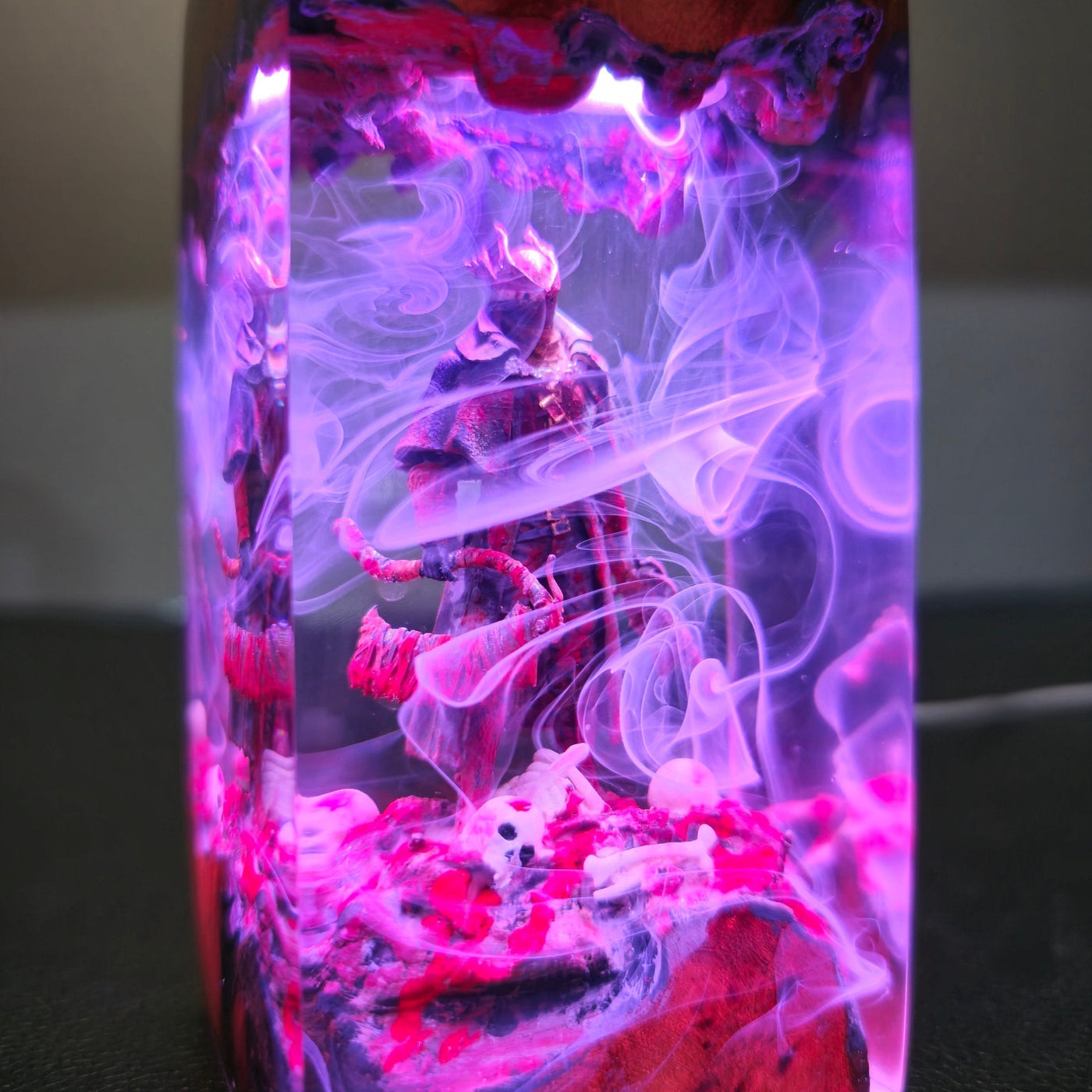 Bl.oodb.orne Hunter Game Resin Lamp(VD)