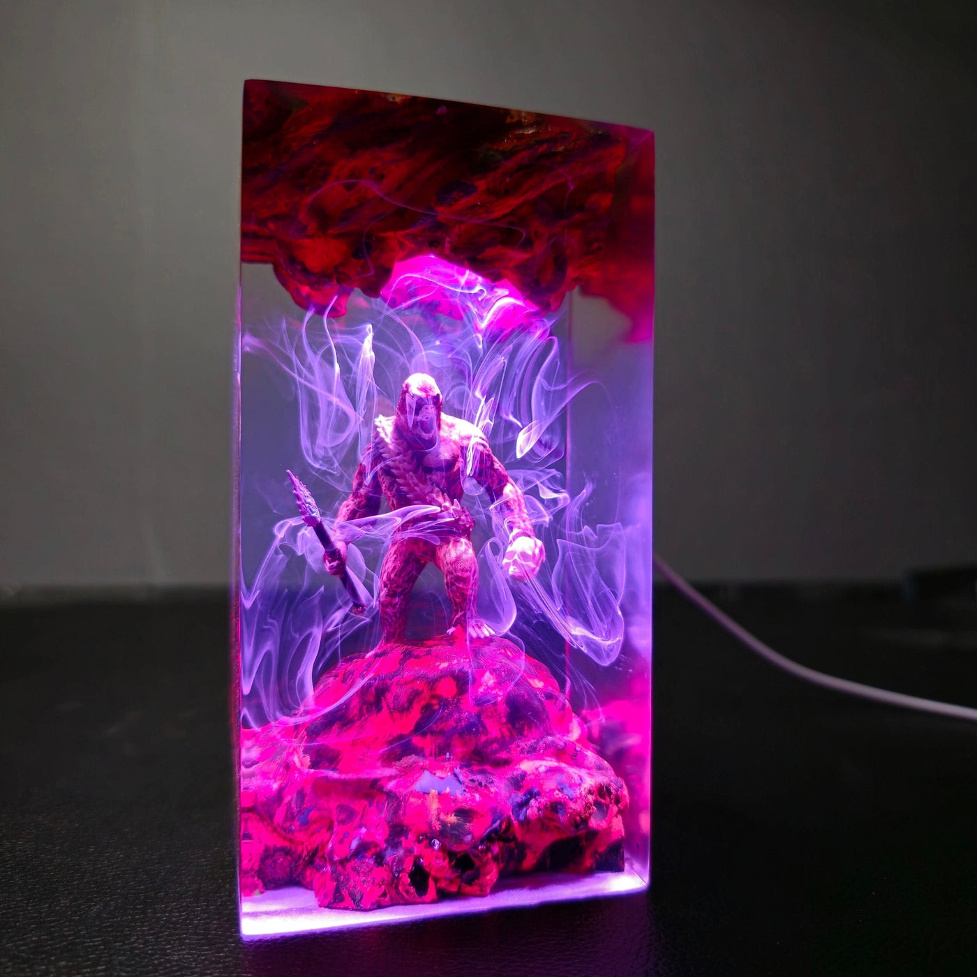 Sk.ar - King Figure Resin Lamp(MTR)